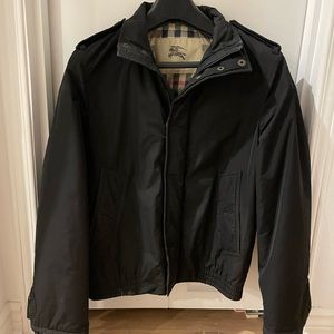 Burberry coat. Mens. Size small